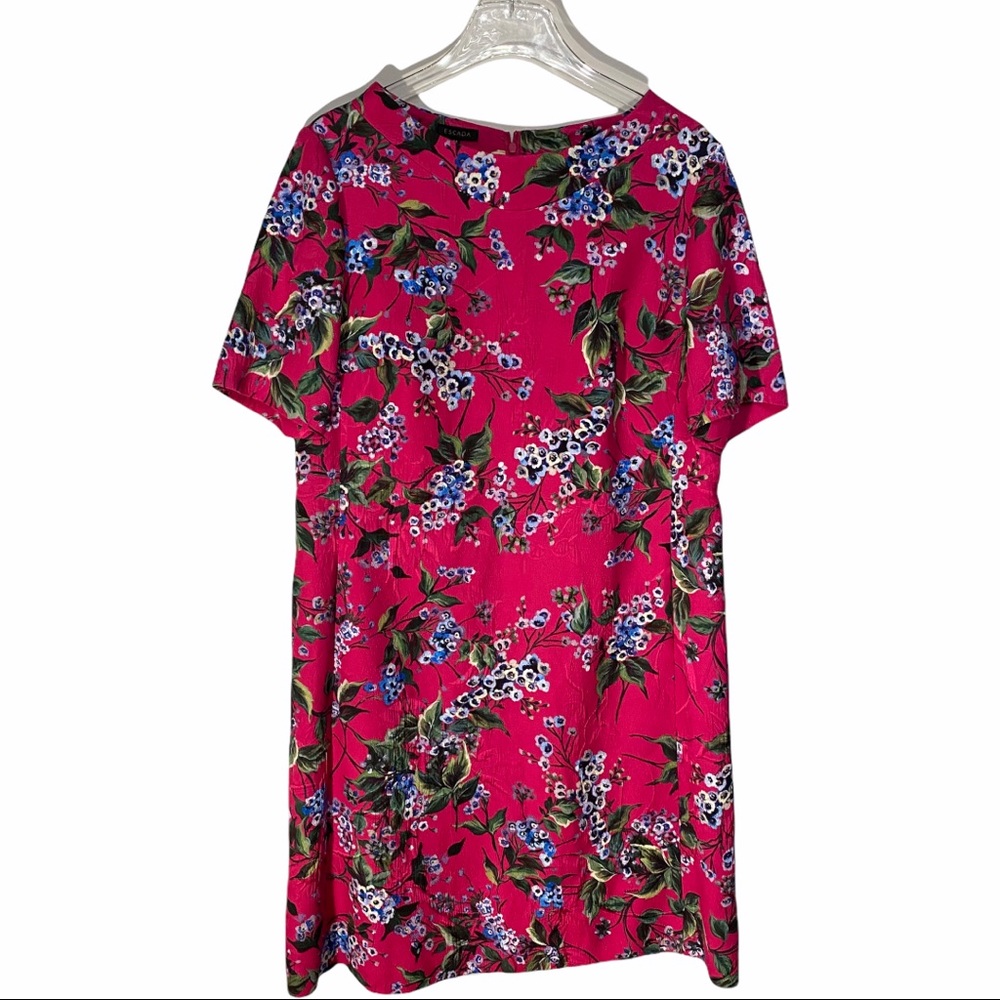 Escada Dress 👗❤️ Floral print 🌺